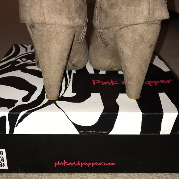 Taupe booties - Picture 2 of 4